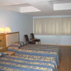 Отель Far East Inn Бангкок комната для гостей