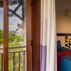 Отель Golden Peach Villa Hoi An балкон
