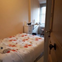 Апартаменты Studio Apartment Near The Eiffel Tower комната для гостей
