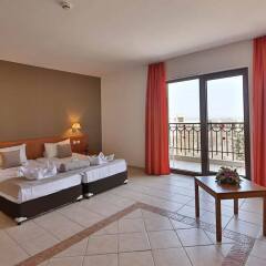 Prestige Hotel and Aquapark комната для гостей фото 8