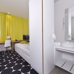 Отель Tryp by Wyndham Frankfurt ванная фото 2
