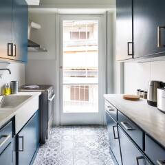 Отель UPSTREET Acropolis Core Bright Modern Apt Афины в номере