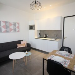 Отель Nice Booking- Pink Massena Zone Pietonne комната для гостей фото 2