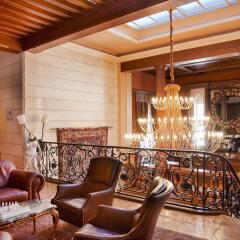 Отель Relais & Châteaux Château des Avenieres Франция, Крюсей - отзывы, цены и фото номеров - забронировать отель Relais & Châteaux Château des Avenieres онлайн интерьер отеля