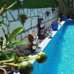 Sari Kösk Butik Hotel Чешме спортивное сооружение
