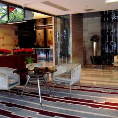 Q - City Hotel гостиничный бар