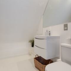 Апартаменты 1 Bedroom Retro Apartment ванная