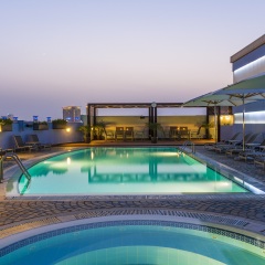 Coral Dubai Deira Hotel бассейн фото 2