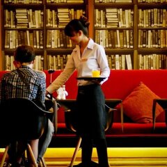 Отель Page 10 Hotel & Restaurant Таиланд, Паттайя - отзывы, цены и фото номеров - забронировать отель Page 10 Hotel & Restaurant онлайн фитнесс-зал фото 2