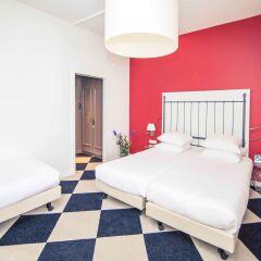 Отель Mercure Centre Canal District Амстердам комната для гостей фото 3