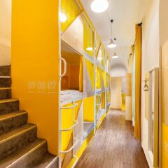 Отель Adagio Hostel 1.0 Oktogon Венгрия, Будапешт - отзывы, цены и фото номеров - забронировать отель Adagio Hostel 1.0 Oktogon онлайн бассейн