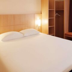Отель Ibis Centre Gare Midi Брюссель комната для гостей фото 5
