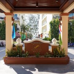 Отель Karon Sea Sands Resort & Spa Таиланд, Пхукет - 3 отзыва об отеле, цены и фото номеров - забронировать отель Karon Sea Sands Resort & Spa онлайн парковка