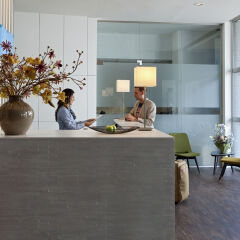 Отель Holiday Inn Express Mechelen City Centre Бельгия, Мехелен - отзывы, цены и фото номеров - забронировать отель Holiday Inn Express Mechelen City Centre онлайн интерьер отеля фото 2