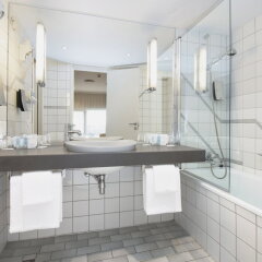 Thon Hotel Bergen Airport in Bergen, Norway from 171$, photos, reviews - zenhotels.com bathroom photo 2