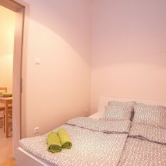 Апартаменты Opera Guesthouse & apartments комната для гостей фото 2