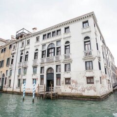 Отель Palazzo Giovanelli e Gran Canal Италия, Венеция - отзывы, цены и фото номеров - забронировать отель Palazzo Giovanelli e Gran Canal онлайн приотельная территория