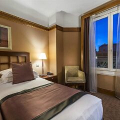 Отель Best Western Hôtel Mercedes Arc de Triomphe сейф в номере