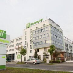 Отель Holiday Inn Berlin Airport - Conference Centre Шёнефельд