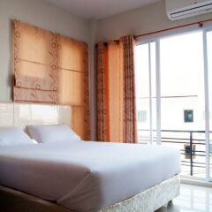 Отель Gold Dolphin Pattaya Таиланд, Паттайя - отзывы, цены и фото номеров - забронировать отель Gold Dolphin Pattaya онлайн комната для гостей фото 2