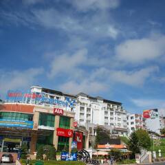 TTC Hotel Premium Ngoc Lan бассейн фото 2