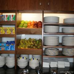 Отель Holiday Inn Express London City питание фото 2