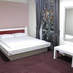 Отель Grand Saranda Албания, Саранда - отзывы, цены и фото номеров - забронировать отель Grand Saranda онлайн комната для гостей фото 4