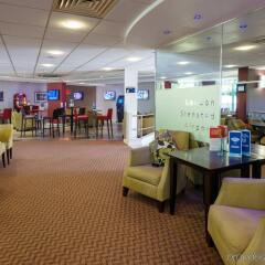 Отель Holiday Inn Express London Stansted интерьер отеля фото 2