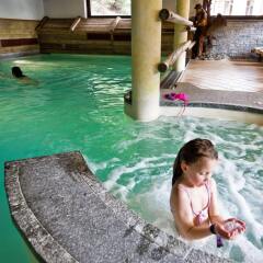 Hotel Jolanda Sport бассейн