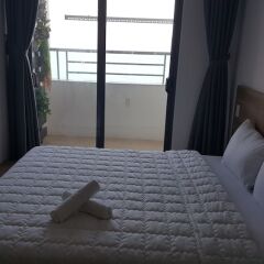 Апартаменты Sea Moon Apartment Нячанг комната для гостей фото 2
