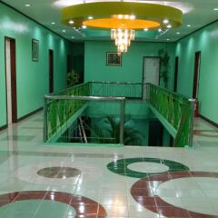 Отель Ardent Suites Hotel & Spa Inc Филиппины, Пуэрто-Принцеса - отзывы, цены и фото номеров - забронировать отель Ardent Suites Hotel & Spa Inc онлайн интерьер отеля