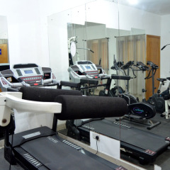 Parkview Astoria Hotel фитнесс-зал фото 3