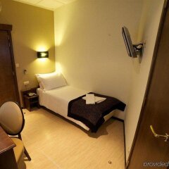 Отель Floris Hotel Ustel Midi Бельгия, Брюссель - - забронировать отель Floris Hotel Ustel Midi, цены и фото номеров сейф в номере