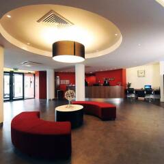 Отель Holiday Inn London - Luton Airport интерьер отеля