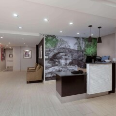 Отель La Quinta Inn & Suites New York City Central Park США, Нью-Йорк - отзывы, цены и фото номеров - забронировать отель La Quinta Inn & Suites New York City Central Park онлайн интерьер отеля фото 3