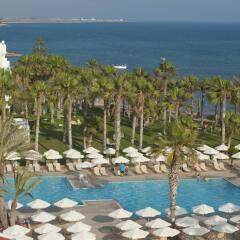 Отель Louis Phaethon Beach - All Inclusive пляж