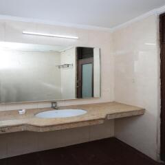 OYO 12887 Hotel A-1 ванная фото 2
