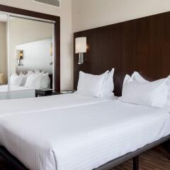 AC Hotel Ciudad de Sevilla by Marriott комната для гостей фото 4