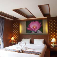 Renoir boutique hotel комната для гостей фото 5