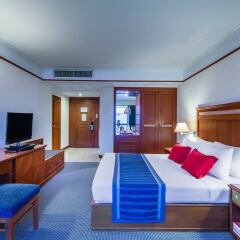 Отель Cholchan Pattaya Beach Resort комната для гостей фото 5