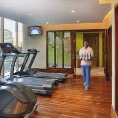 Отель Pearl City Suites фитнесс-зал фото 4