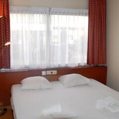 Отель Budget Hostel Bargain Toko Нидерланды, Амстердам - отзывы, цены и фото номеров - забронировать отель Budget Hostel Bargain Toko онлайн комната для гостей фото 5