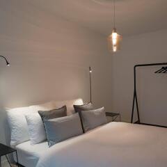 Апартаменты Paradeplatz Apartment Цюрих комната для гостей фото 4