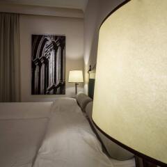 Hotel Federico II - Central Palace комната для гостей
