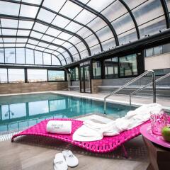 Sercotel Gran Hotel Luna de Granada бассейн