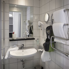 Scandic Visby in Visby, Sweden from 176$, photos, reviews - zenhotels.com bathroom photo 2