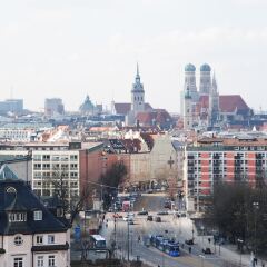 Отель Holiday Inn Munich - City Centre городской автобус
