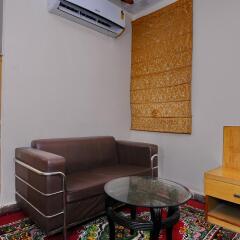 Отель OYO 5943 TJS Grand комната для гостей