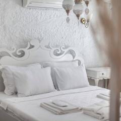 Отель Alacati Alanur Otel Чешме комната для гостей