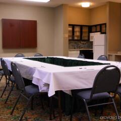 Отель Staybridge Suites Columbus-Airport фото 2